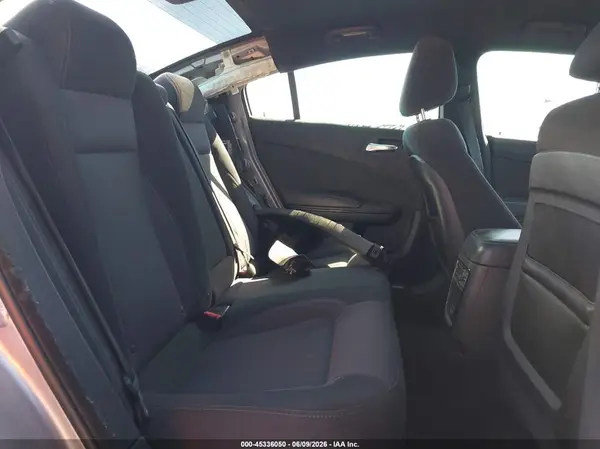 2C3CDXBG3HH576567 2017 DODGE CHARGER - Image 8