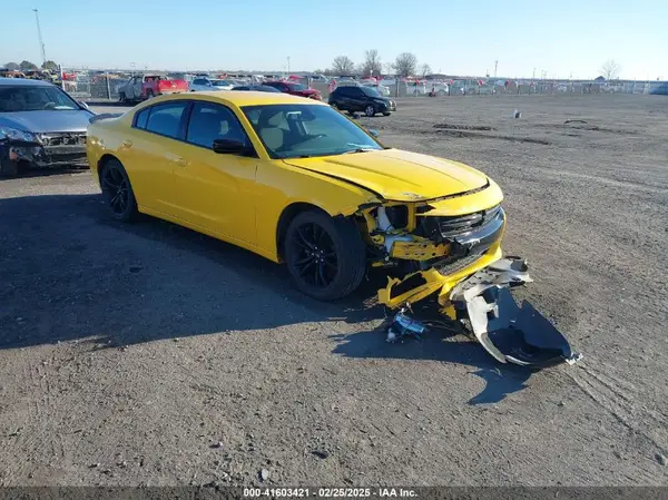 2C3CDXBG3HH581574 2017 DODGE CHARGER - Image 1