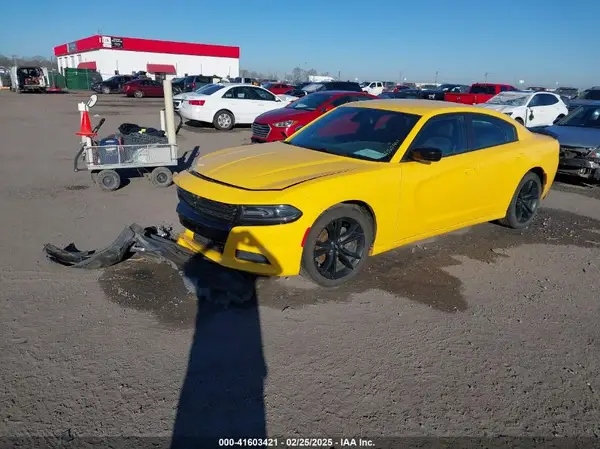 2C3CDXBG3HH581574 2017 DODGE CHARGER - Image 2