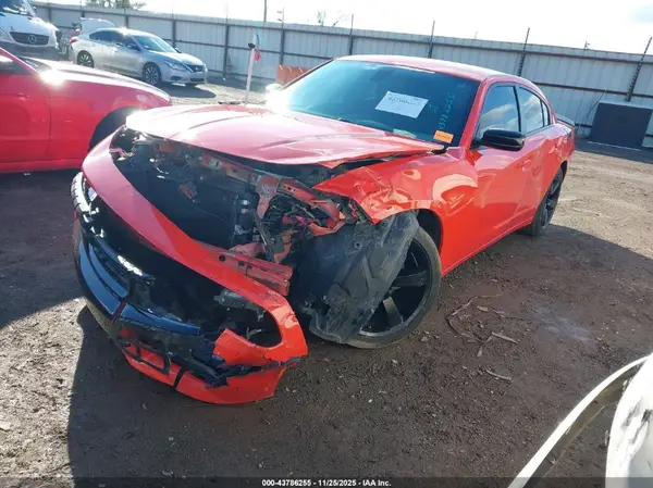 2C3CDXBG3HH584085 2017 DODGE CHARGER - Image 2