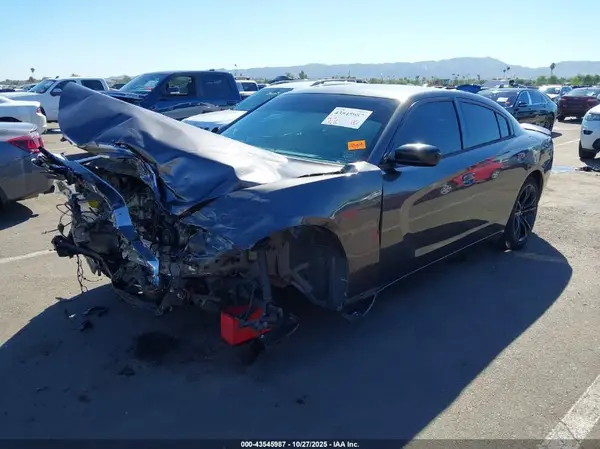 2C3CDXBG3JH121479 2018 DODGE CHARGER - Image 2