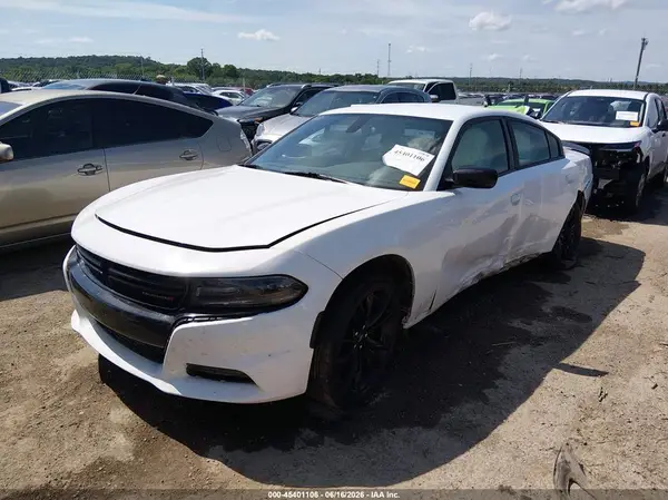 2C3CDXBG3JH135592 2018 DODGE CHARGER - Image 2