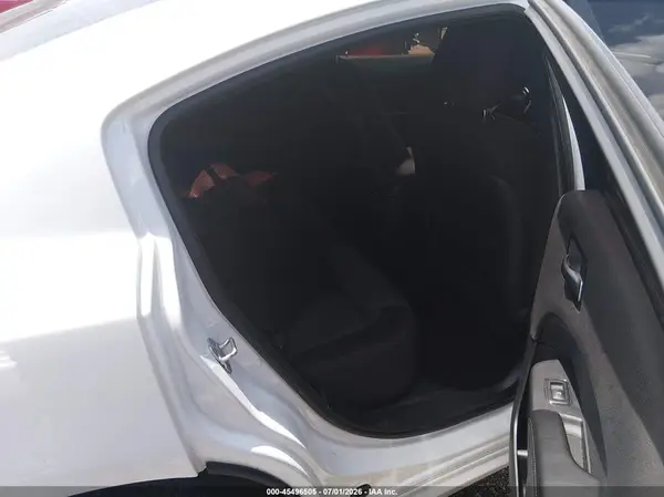 2C3CDXBG3JH167376 2018 DODGE CHARGER - Image 8