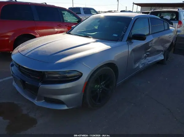 2C3CDXBG3JH186090 2018 DODGE CHARGER - Image 2