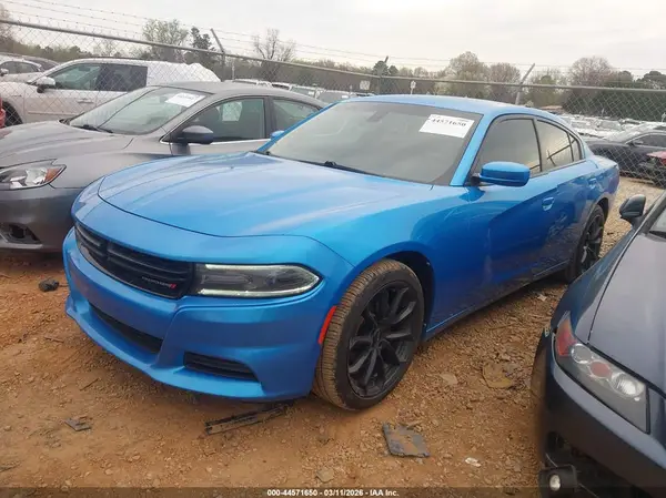 2C3CDXBG3JH291180 2018 DODGE CHARGER - Image 2
