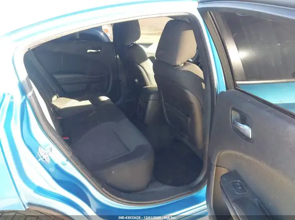 2C3CDXBG3JH336246 2018 DODGE CHARGER - Image 8