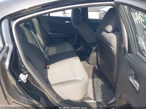 2C3CDXBG3KH553944 2019 DODGE CHARGER - Image 8