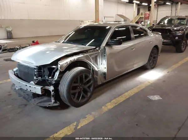 2C3CDXBG3KH576835 2019 DODGE CHARGER - Image 2