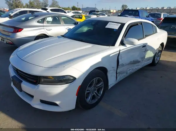 2C3CDXBG3KH588855 2019 DODGE CHARGER - Image 2