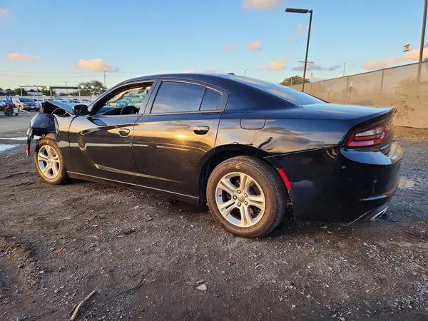 2C3CDXBG3KH640789 2019 DODGE CHARGER - Image 2