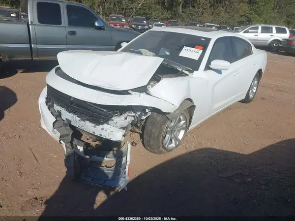 2C3CDXBG3KH657480 2019 DODGE CHARGER - Image 2