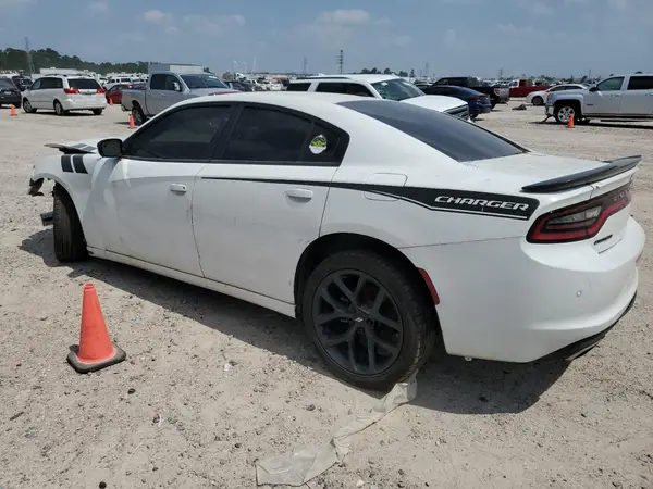 2C3CDXBG3KH663683 2019 DODGE CHARGER - Image 2