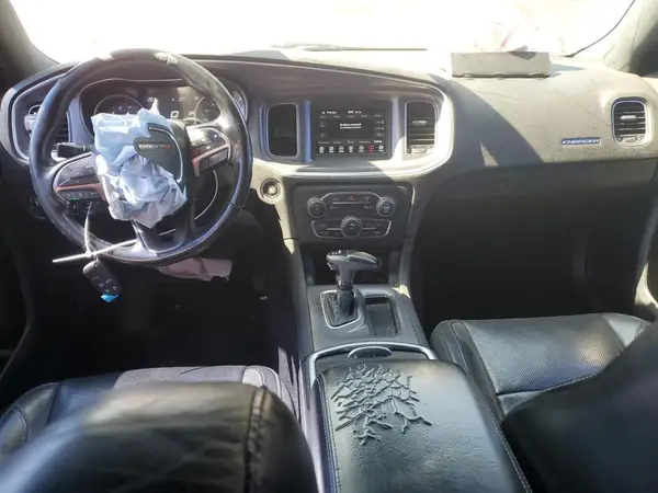 2C3CDXBG3KH709528 2019 DODGE CHARGER - Image 8