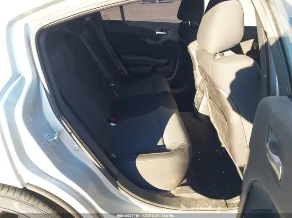 2C3CDXBG3KH714180 2019 DODGE CHARGER - Image 8