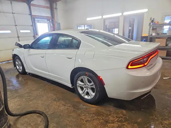 2C3CDXBG3KH741945 2019 DODGE CHARGER - Image 2