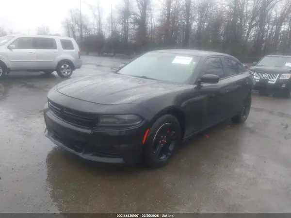2C3CDXBG3KH758583 2019 DODGE CHARGER - Image 2