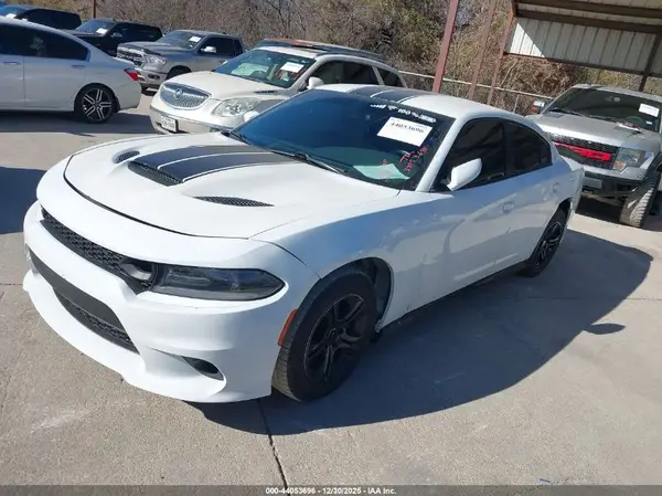 2C3CDXBG3LH189218 2020 DODGE CHARGER - Image 2