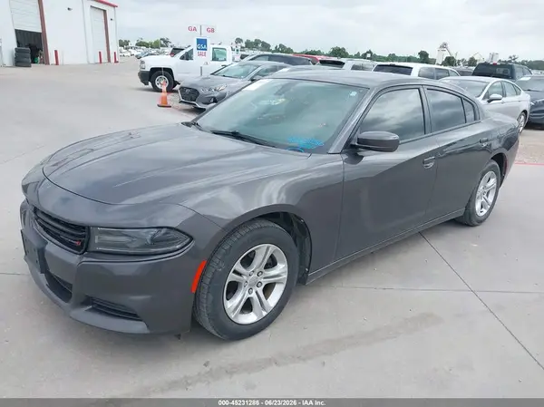 2C3CDXBG3LH190160 2020 DODGE CHARGER - Image 2