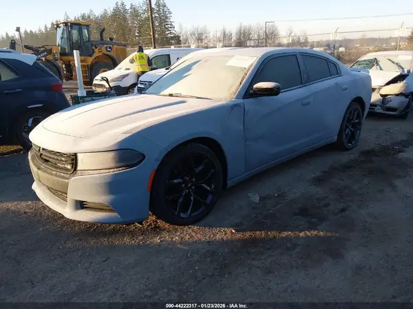 2C3CDXBG3LH228566 2020 DODGE CHARGER - Image 2