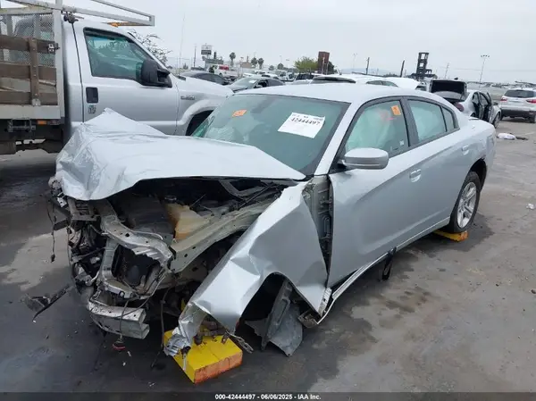 2C3CDXBG3MH647437 2021 DODGE CHARGER - Image 2