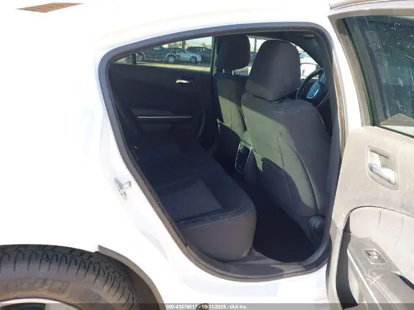 2C3CDXBG3PH657020 2023 DODGE CHARGER - Image 8