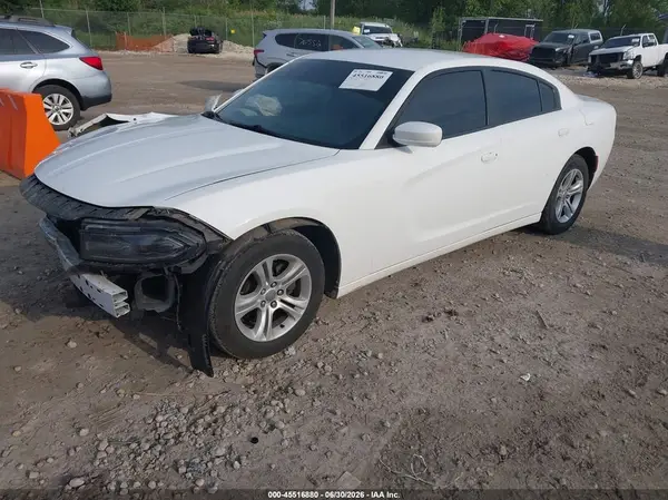 2C3CDXBG4GH129695 2016 DODGE CHARGER - Image 2