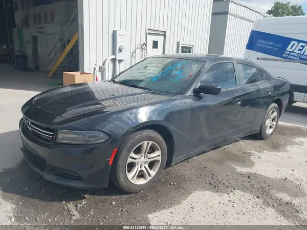 2C3CDXBG4GH173826 2016 DODGE CHARGER - Image 2