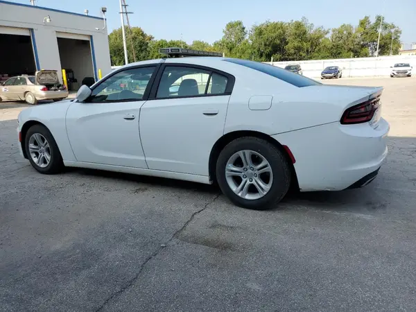 2C3CDXBG4GH272890 2016 DODGE CHARGER - Image 2