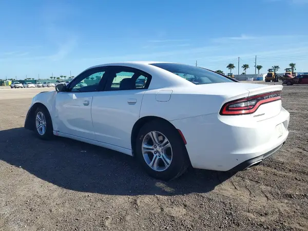 2C3CDXBG4GH292606 2016 DODGE CHARGER - Image 2