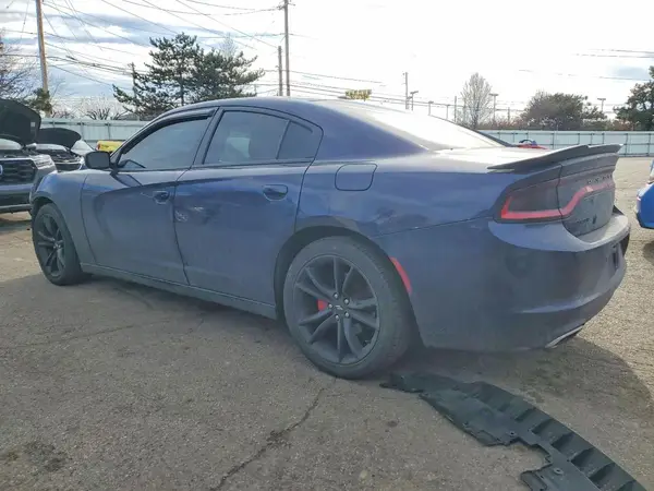 2C3CDXBG4HH539611 2017 DODGE CHARGER - Image 2