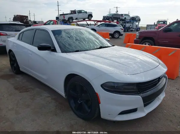 2C3CDXBG4HH539849 2017 DODGE CHARGER - Image 1