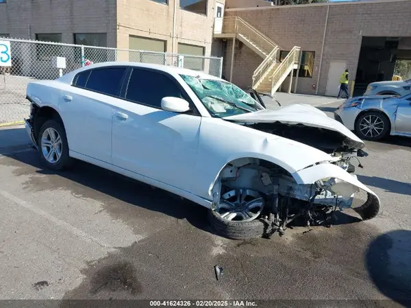 2C3CDXBG4HH541360 2017 DODGE CHARGER - Image 1