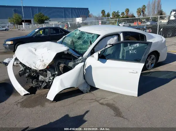 2C3CDXBG4HH541360 2017 DODGE CHARGER - Image 2
