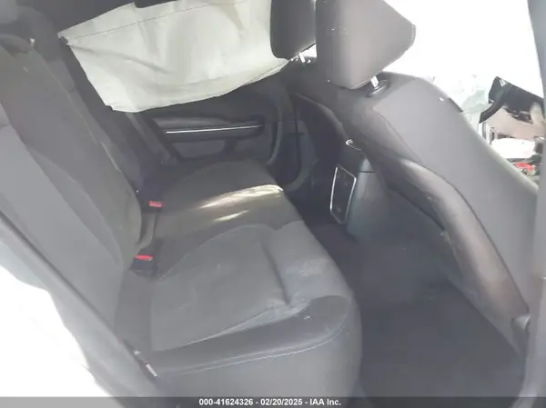 2C3CDXBG4HH541360 2017 DODGE CHARGER - Image 8