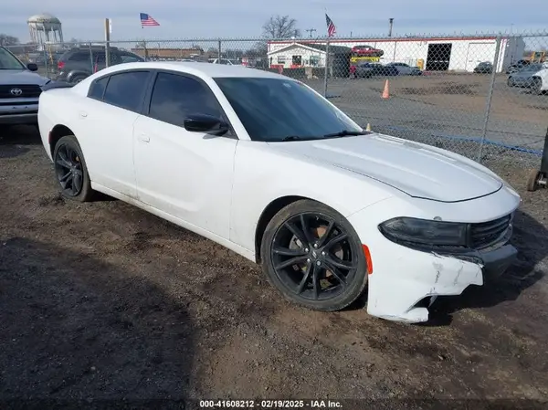 2C3CDXBG4HH623640 2017 DODGE CHARGER - Image 1