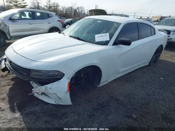 2C3CDXBG4HH623640 2017 DODGE CHARGER - Image 2