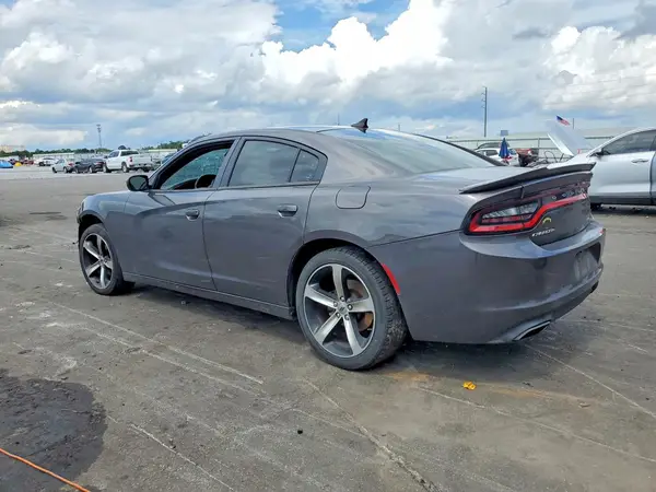 2C3CDXBG4HH643144 2017 DODGE CHARGER - Image 2