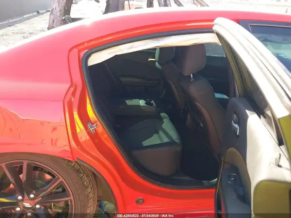 2C3CDXBG4JH114332 2018 DODGE CHARGER - Image 8