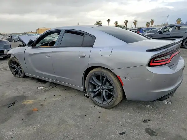 2C3CDXBG4JH126285 2018 DODGE CHARGER - Image 2