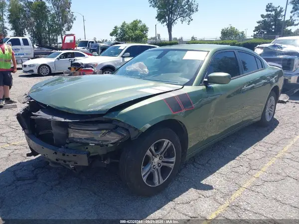 2C3CDXBG4JH157908 2018 DODGE CHARGER - Image 2