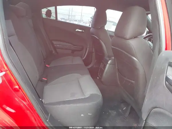 2C3CDXBG4JH185191 2018 DODGE CHARGER - Image 8
