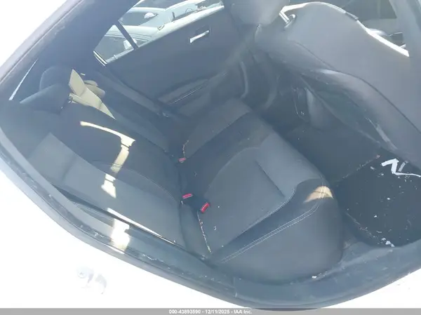 2C3CDXBG4JH187068 2018 DODGE CHARGER - Image 8