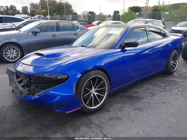 2C3CDXBG4JH197082 2018 DODGE CHARGER - Image 2