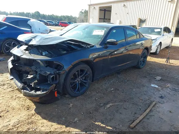 2C3CDXBG4JH206668 2018 DODGE CHARGER - Image 2