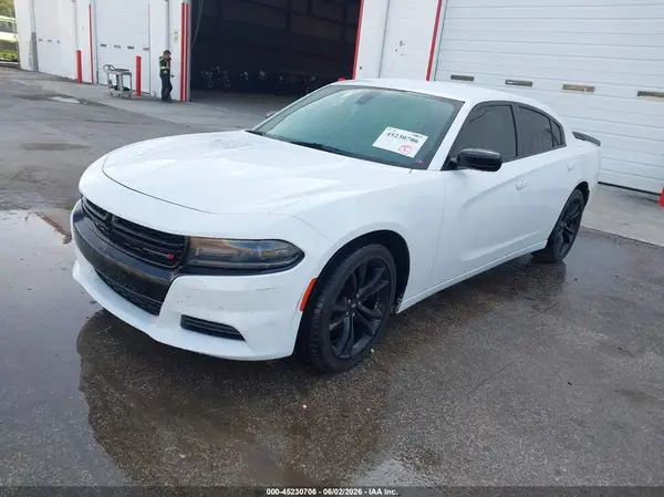 2C3CDXBG4JH207075 2018 DODGE CHARGER - Image 2