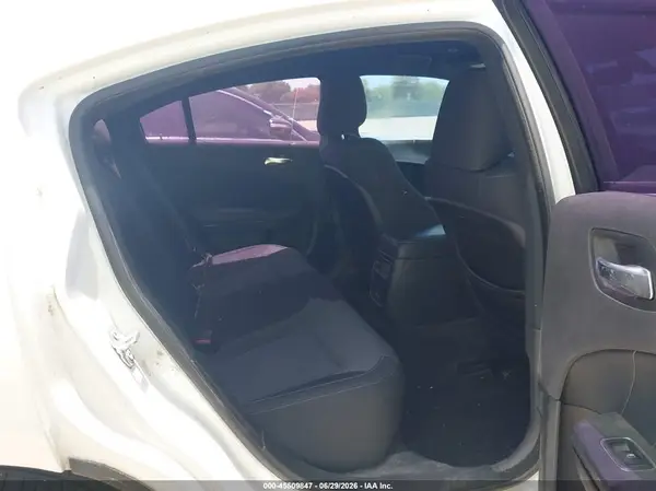 2C3CDXBG4KH505028 2019 DODGE CHARGER - Image 8
