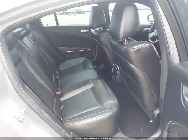2C3CDXBG4KH550292 2019 DODGE CHARGER - Image 8