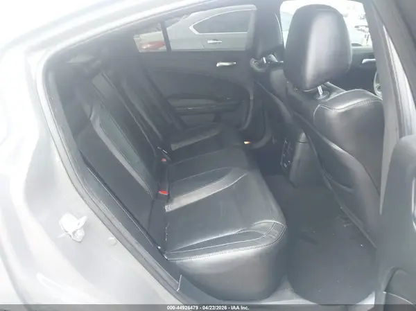 2C3CDXBG4KH573071 2019 DODGE CHARGER - Image 8