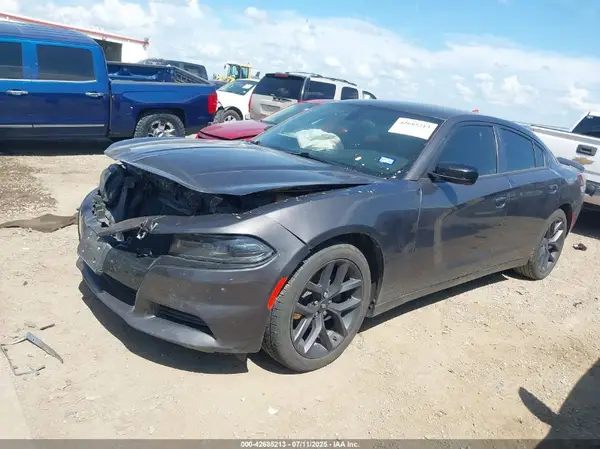 2C3CDXBG4KH631941 2019 DODGE CHARGER - Image 2