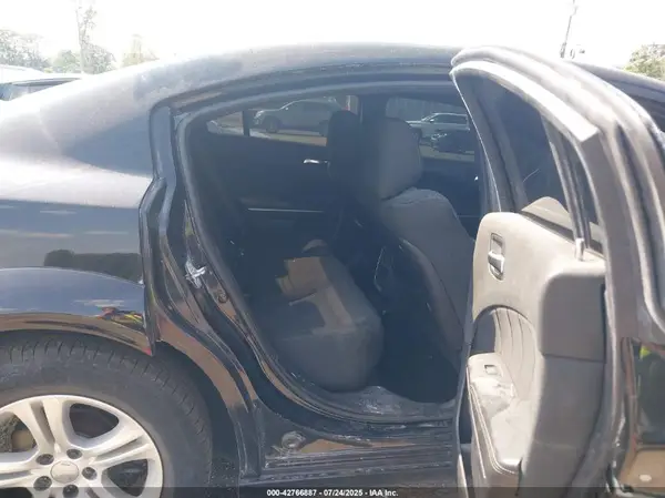 2C3CDXBG4KH638551 2019 DODGE CHARGER - Image 8